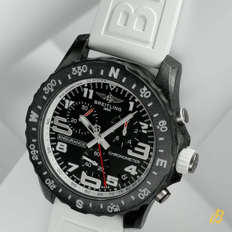 montre-breitling-professional-endurance-pro-cadran-noir-bracelet-caoutchouc-blanc-44-mm.jpg