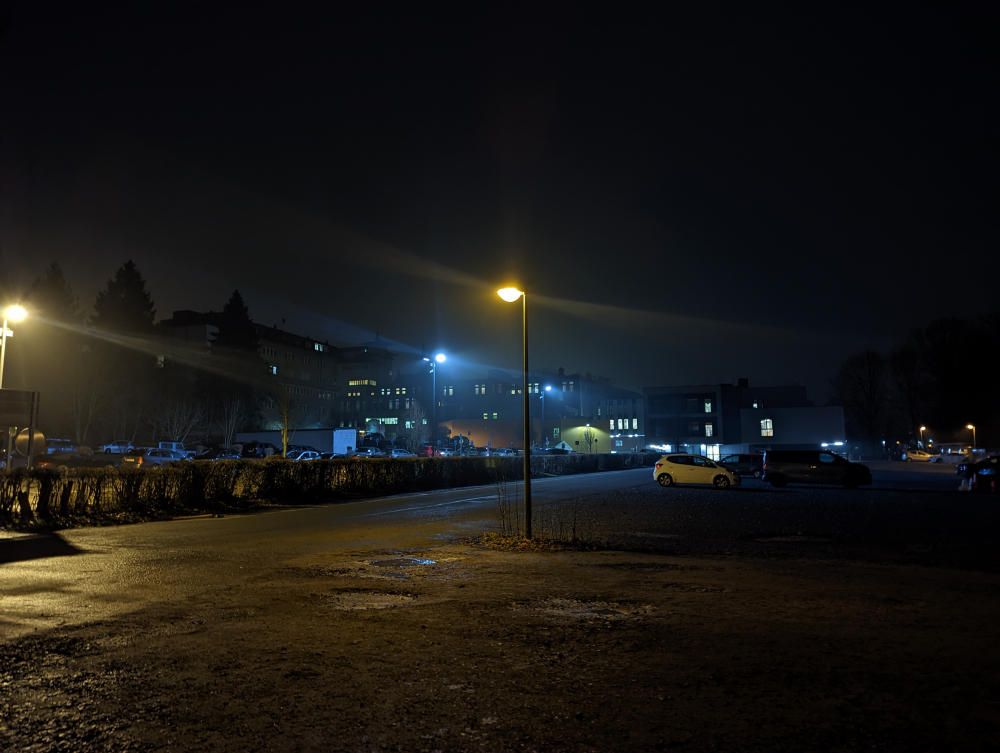 PXL_20220112_165719742.NIGHT.jpg