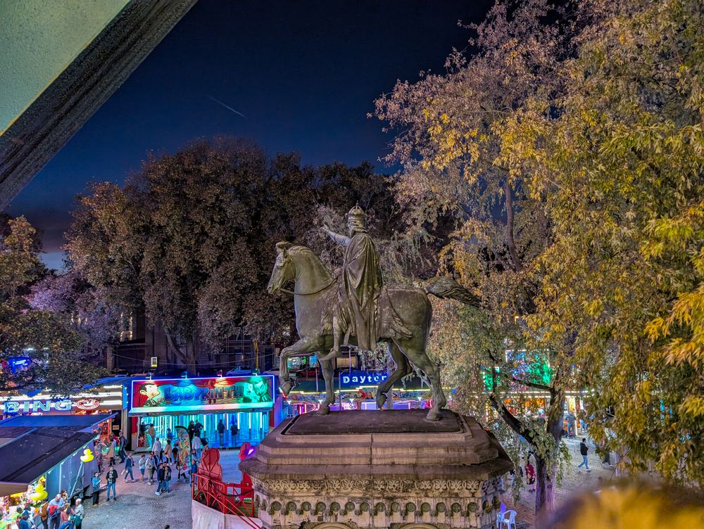 PXL_20241026_170922671.RAW-01.COVER.jpg
