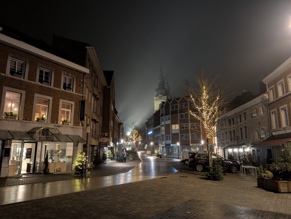 PXL_20241225_210627386.NIGHT.jpg
